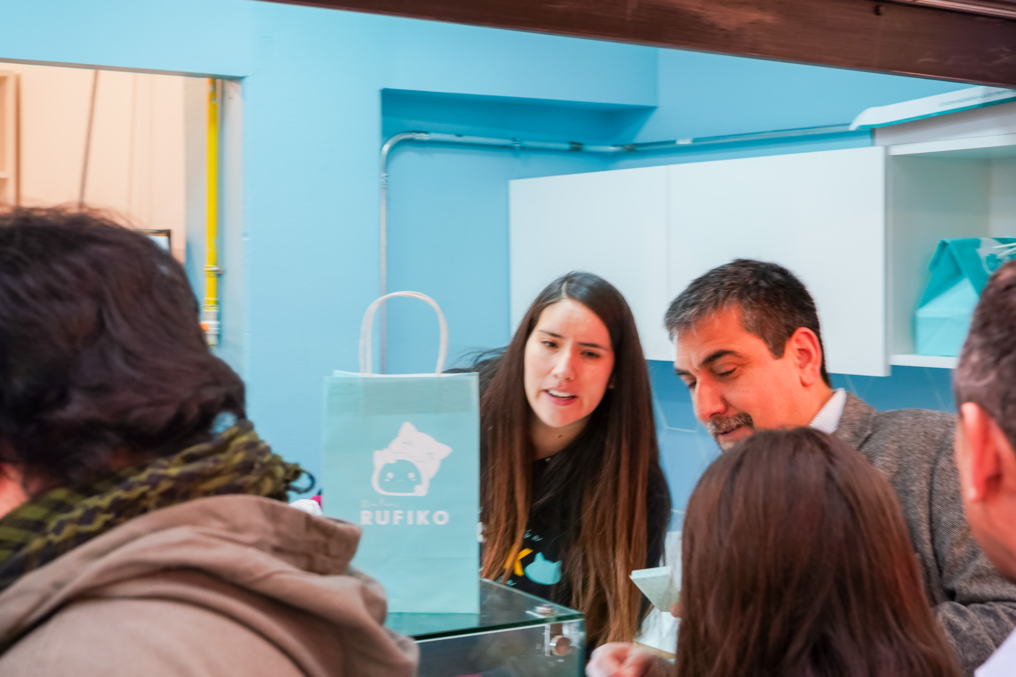 Interacción con marcas partner Estación Seúl